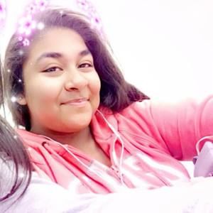 Meet your Posher, Crystal